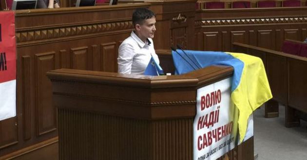 Савченко сомневается, что научится думать как политики