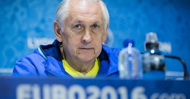Официально: Фоменко покидает сборную
