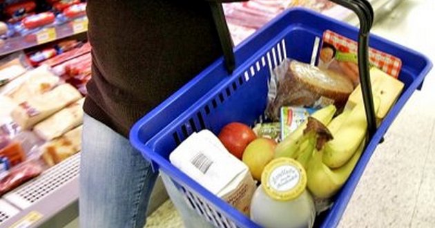 Жара бьет по еде: супермаркеты заполнили испорченные продукты. ВИДЕО