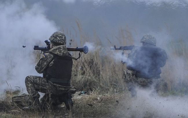 Силы АТО провели боевую операцию на Донбассе, взяли в плен 8 боевиков