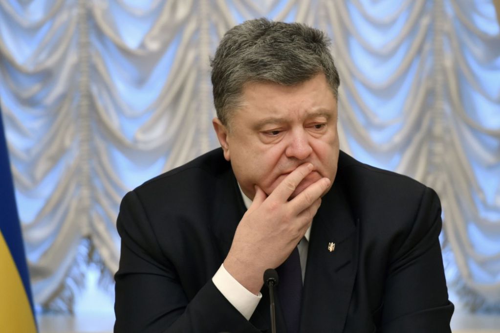Грозит ли Украине свержение Порошенко?