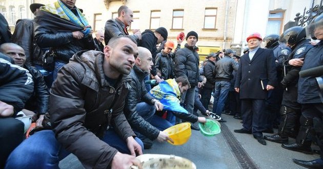 Минфин: украинские шахтеры не получат зарплаты
