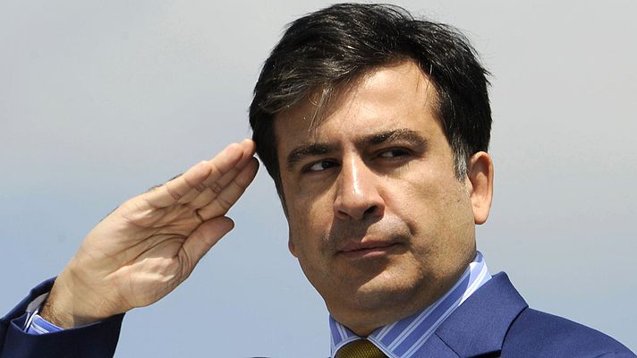 Прогноз: Саакашвили могут уволить ближе к досрочным парламентским выборам 