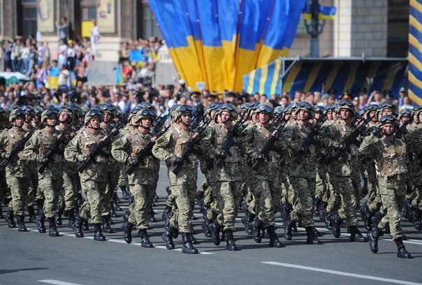 Киборг "Маршал" резко ответил критикам военного парада в Киеве