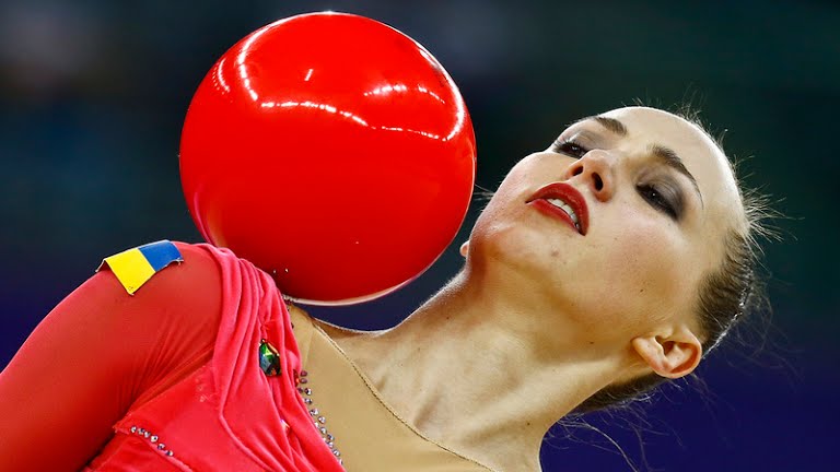 Крымская гимнастка Ризатдинова выступила в Рио под песню Джамалы "1944"
