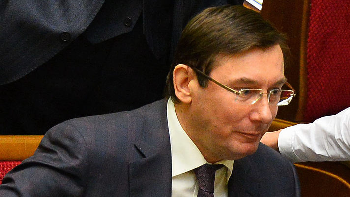 Политолог рассказал, до каких пор Луценко будет генпрокурором