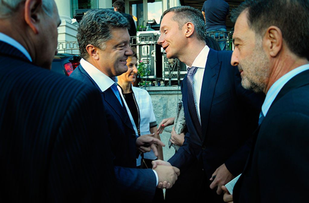 Отставка Ложкина: бонапартизм Порошенко стал последней каплей