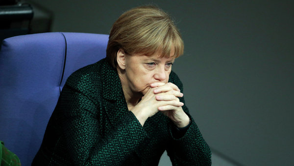 Меркель пообещала не решать судьбу Украины без Киева