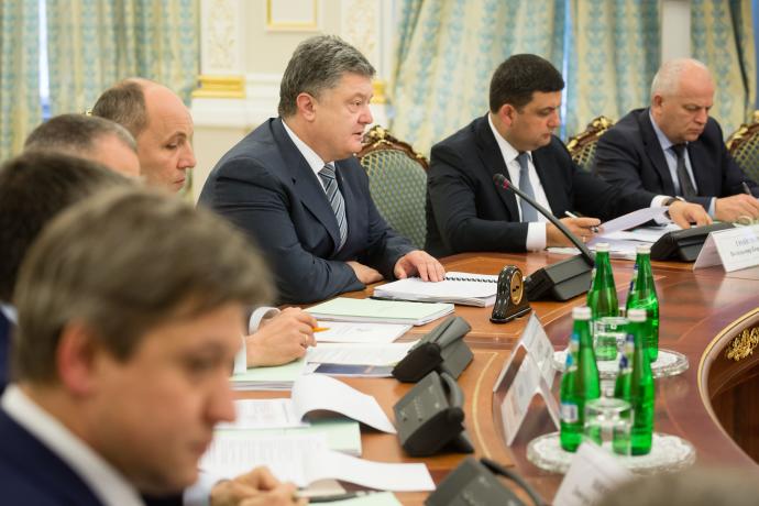 Президент распорядился урегулировать конфликт вокруг «Укртрансгаза» 