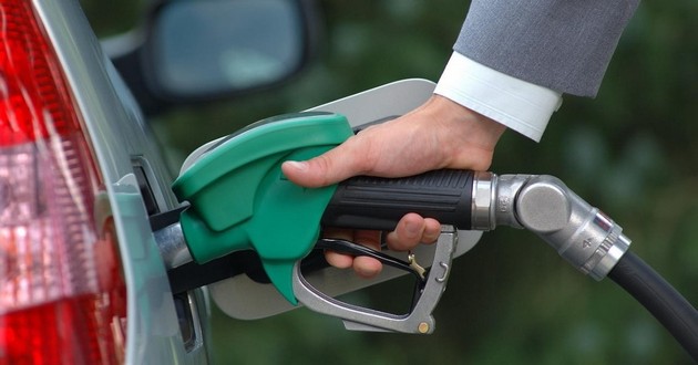 Захарченко готовится к бензиновому кризису