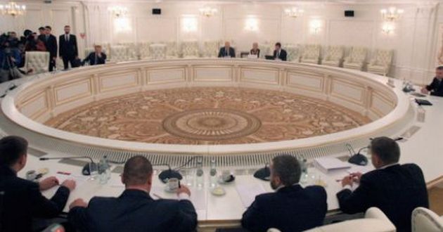 Золотарев: Минский процесс сдвинулся с мертвой точки, но борьба партий «войны» и «мира» усилится  