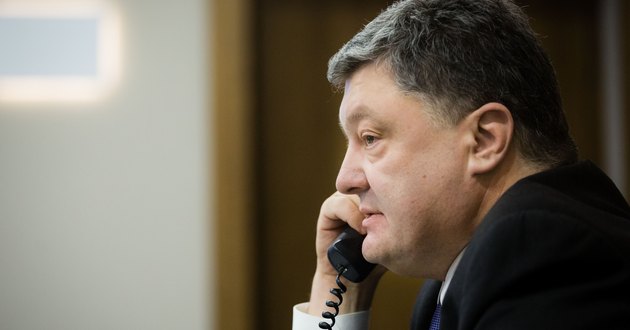 Порошенко поговорил с Байденом и Олландом о Донбассе