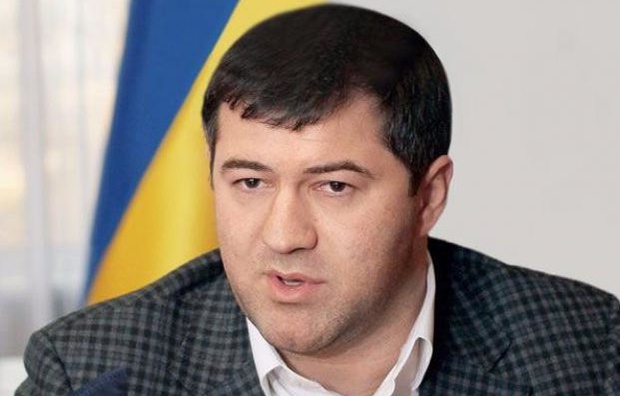 Глава фискальной службы заблокировал ввоз в Украину подержанных авто