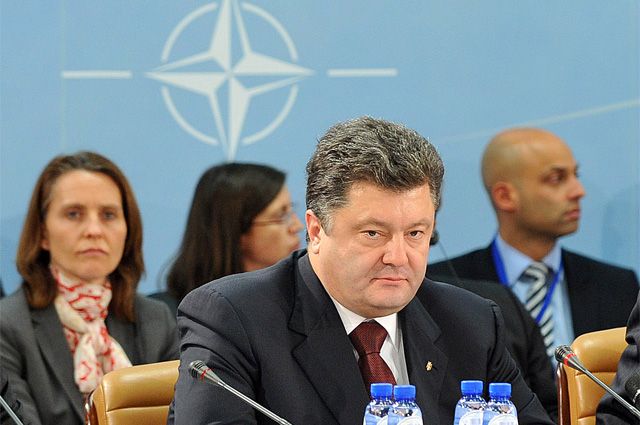 Порошенко рассказал, сколько украинцев в действительности хотят вступления в НАТО