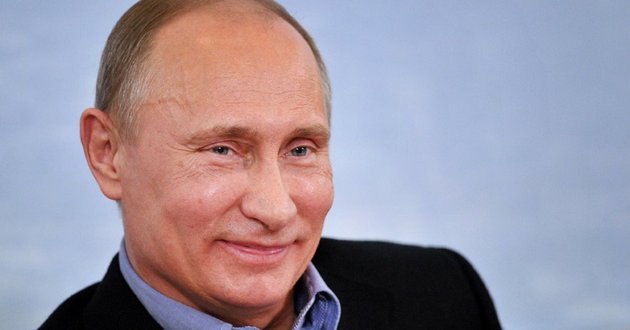 Путин с «шоколадной улыбкой» подгадил Порошенко 