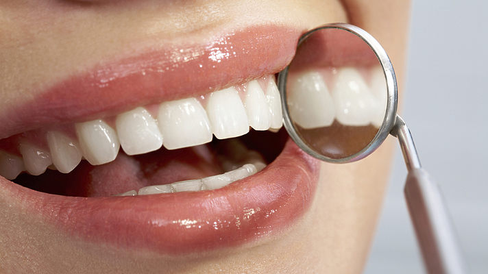 Стоматологи рассказали, от каких зубных паст стоит немедленно отказаться