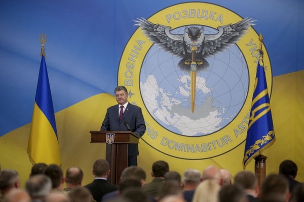 Суворов рассказал, как эмблема украинской разведки "сделала" Россию