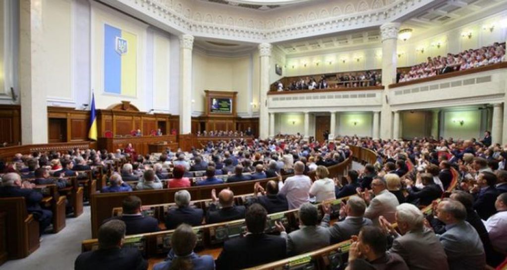 Сюрпризы от власти. Поворот к выборам Верховной Рады?
