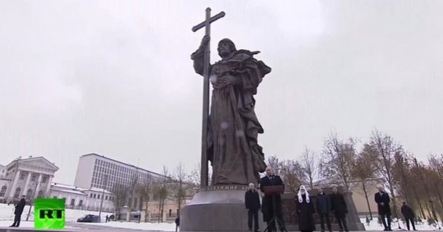 Гибридная капитуляция: в Москве открыли памятный знак Ляшко. ФОТО