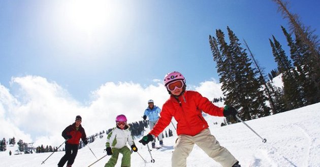 Зимний сезон: где в Украине можно бюджетно отдохнуть на горнолыжном курорте