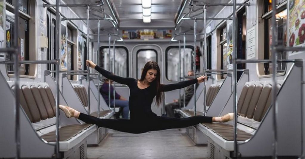 Балерины в метро: поразительные работы молодого киевского фотографа