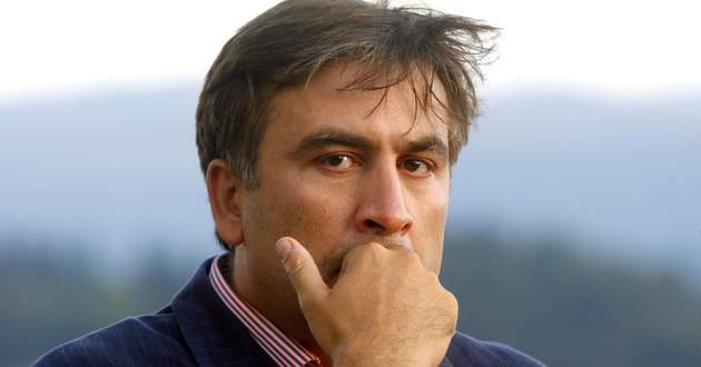 Саакашвили уже под Кабмином, готов дать отчет