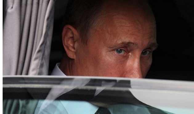 В Керчи «рухнул Путин»: в сети откровенно издеваются. ФОТО