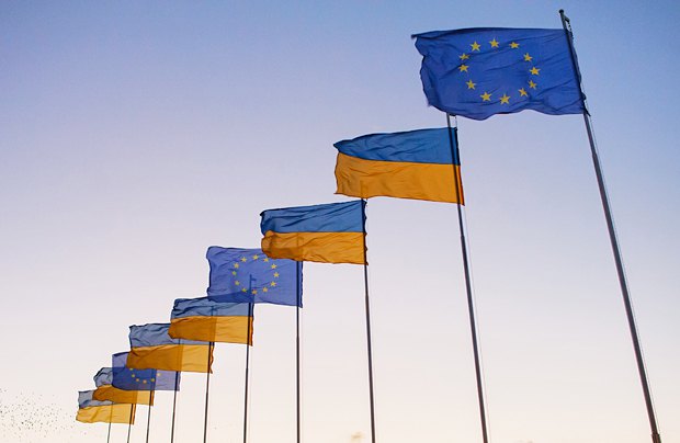 Безвізові знущання над українцями. Що, знову?