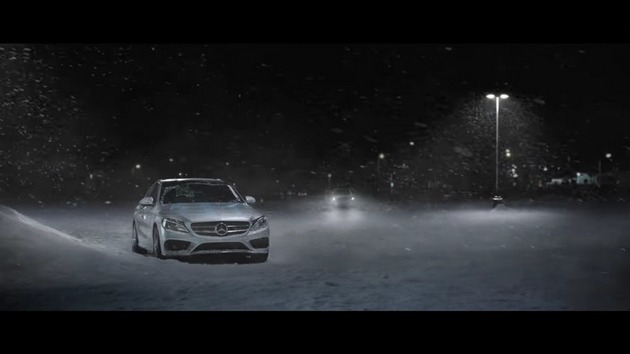 Вот такой должна быть реклама: Mercedes-Benz снял ролик о первом свидании. ВИДЕО