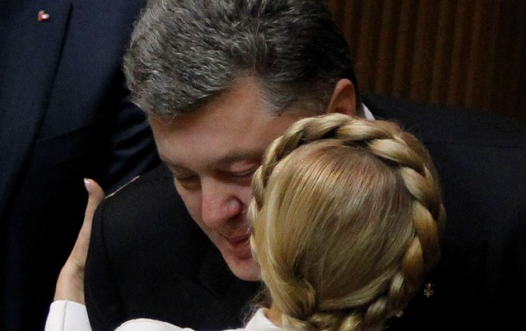 Тимошенко или Порошенко: почему расходятся цифры КМИС и Разумкова