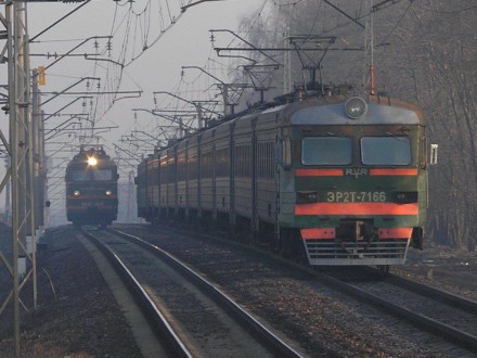 Мининфраструктуры планирует пустить поезда на подконтрольные районы Луганской области