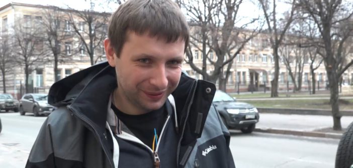 Парасюк знает, как заставить жителей «ЛДНР» любить Украину до потери сознания