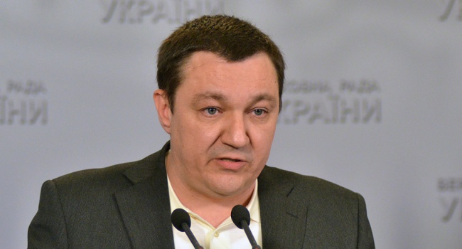 Тымчук: Рост напряжения между ДНР и ЛНР – следствие желания Кремля объединить их в одну республику