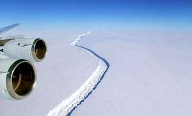 Ученые: в Антарктиде случилась беда, которая скажется на всех материках. ФОТО
