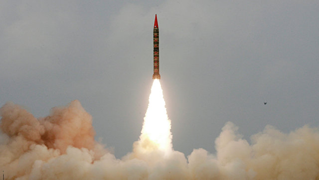 Пакистан испытал ядерную ракету с подводным пуском