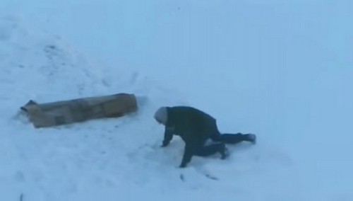 Битва с ковром: зимние забавы в Беларуси. ВИДЕО