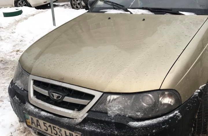 В Киеве таксист-грубиян стал героем парковки