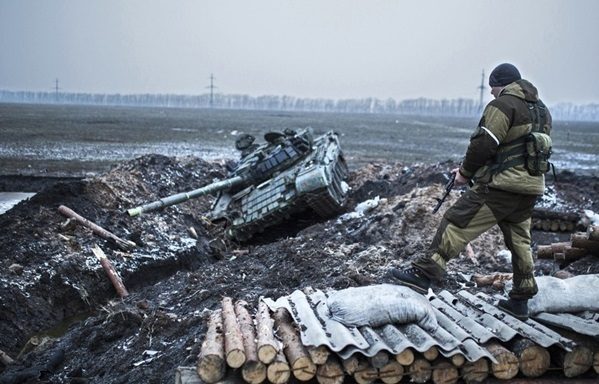 Донбасс содрогается от обстрелов: штаб АТО сообщил о потерях ВСУ