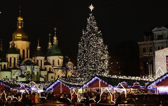 В Киеве анонсировали распил главной елки столицы