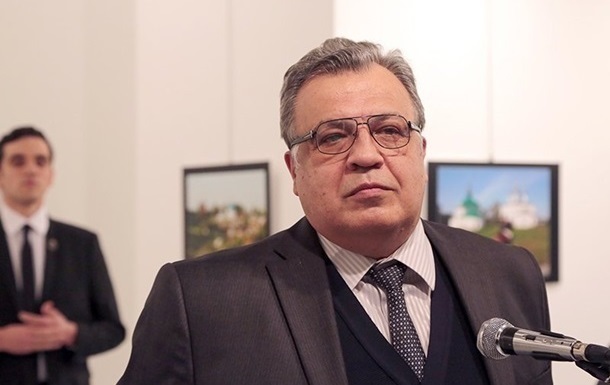 В Анкаре повязали организатора выставки, на которой был убит посол РФ