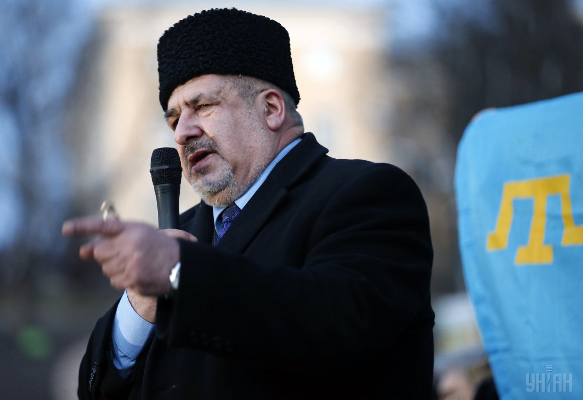Украинскую власть призвали изменить статус Крыма в Конституции 