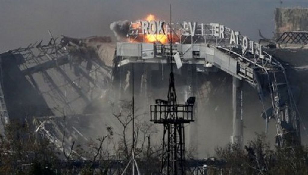 Живые и мертвые: ФОТО последних дней обороны аэропорта