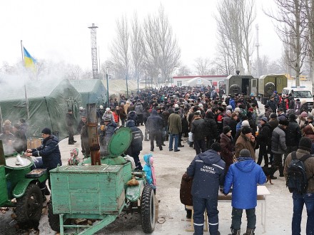 В Авдеевке продолжается эвакуация населения: вывезено более 180 человек 