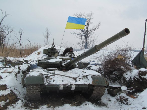 Вести АТО: Донбасс содрогается от обстрелов, ранен боец ВСУ
