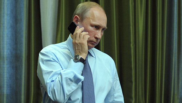 В Кремле раскрыли детали телефонных переговоров Путина с Меркель по обострению ситуации на Донбассе 