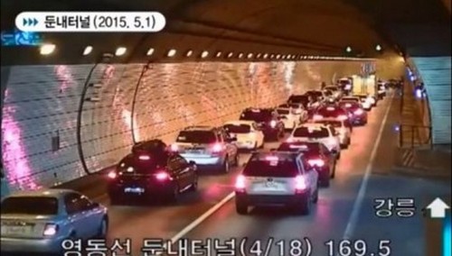 Авария в тоннеле: невероятная реакция водителей. ВИДЕО