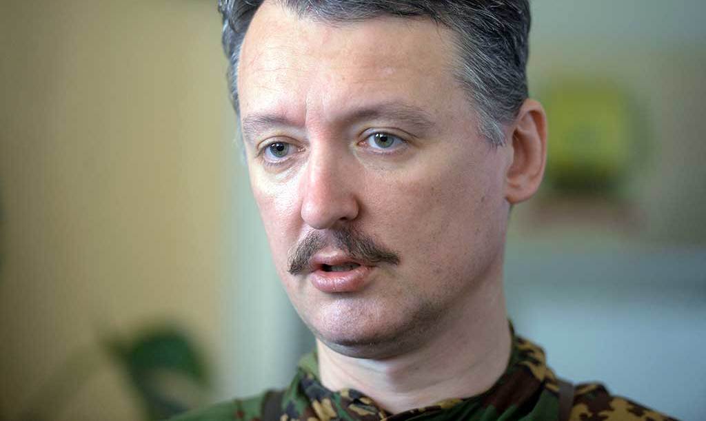 Стрелков назвал имя человека, который в 2014-м не дал Путину официально ввести войска на Донбасс 