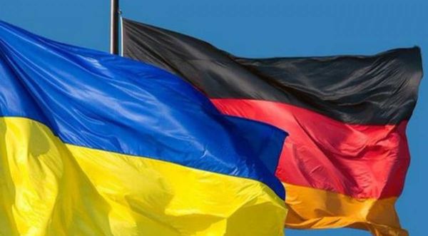 «Наш курс неадекватен»: почему Украина портит отношения с Польшей и Германией