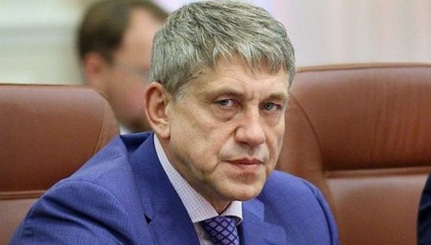 Почти «куля в лоб»: министр готов с автоматом в руках спасать шахтеров Донбасса
