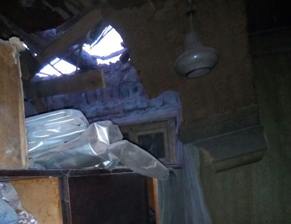 Авдеевка под обстрелом: полиция показала разрушенные дома. ФОТО